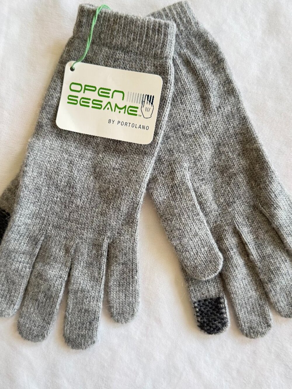 Open Sesame by Portolano Touchscreen Gloves Gray Angora Cashmere Blend NWT